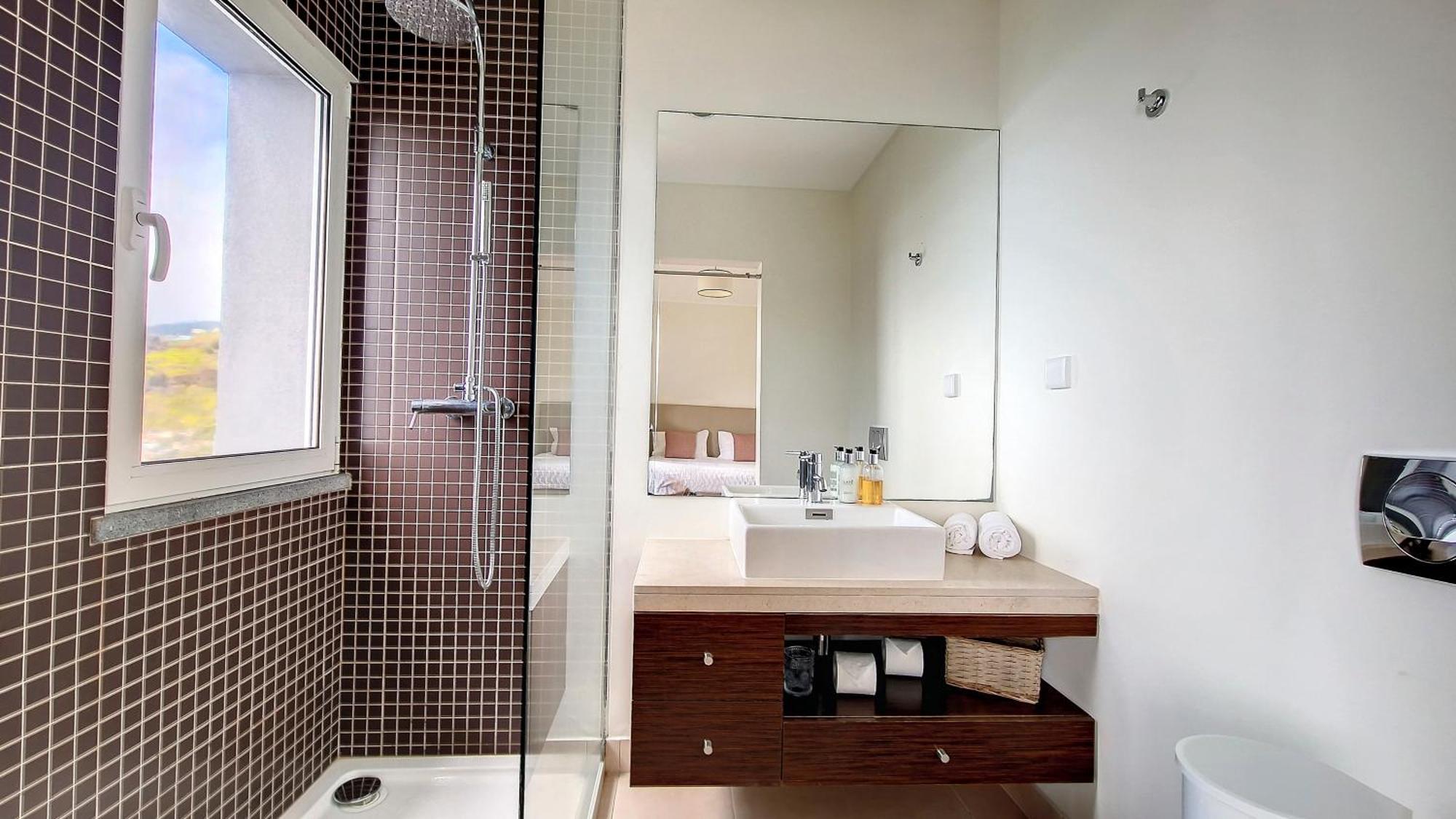 Villa Laura By Lovelystay Calheta  Bagian luar foto